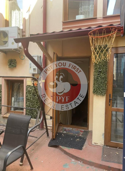 Piata Gemeni | 2 Vile in curte proprie | 7 camere | 250mp utili | B10920