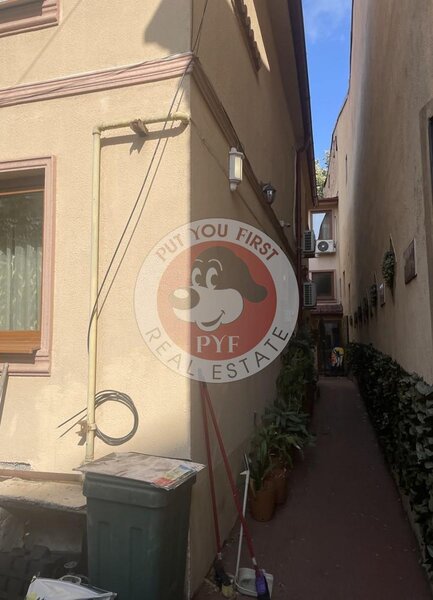 Piata Gemeni | 2 Vile in curte proprie | 7 camere | 250mp utili | B10920